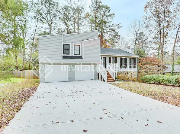 5218 Cumberland Way, Stone Mountain, GA 30087