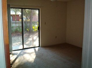 29 6th St #B, Shalimar, FL 32579