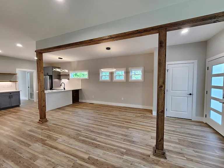 108 Tracy Ave — Photo 7