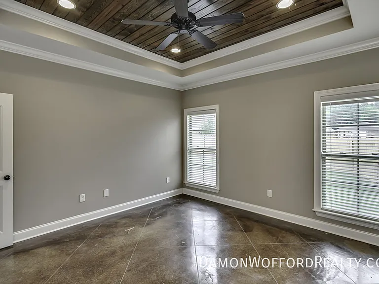 114 Lennox Pl — Photo 39