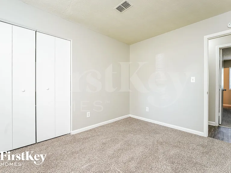 5534 Petite Ct — Photo 12