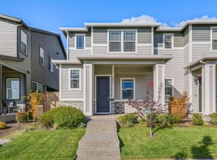 8247 SE Kinnaman St, Hillsboro, OR 97123