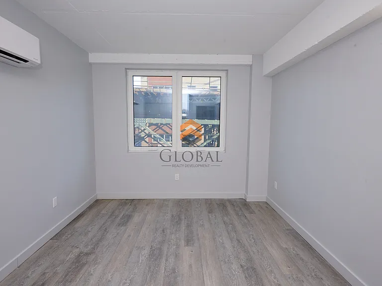 1985 Jerome Ave #6H — Photo 12