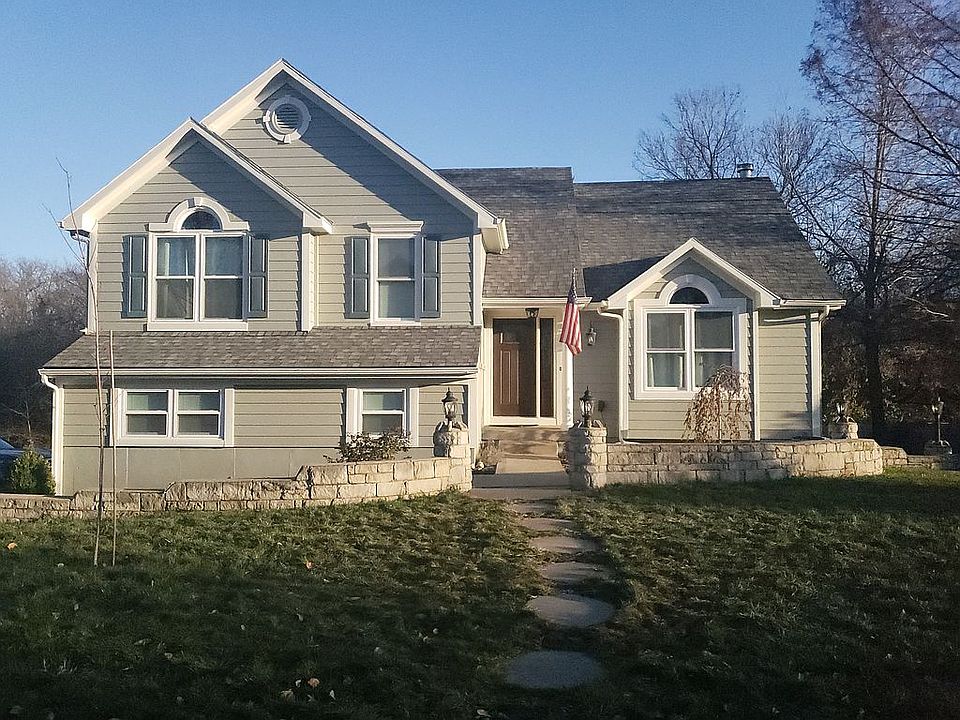 1st image of 8581 Primrose St