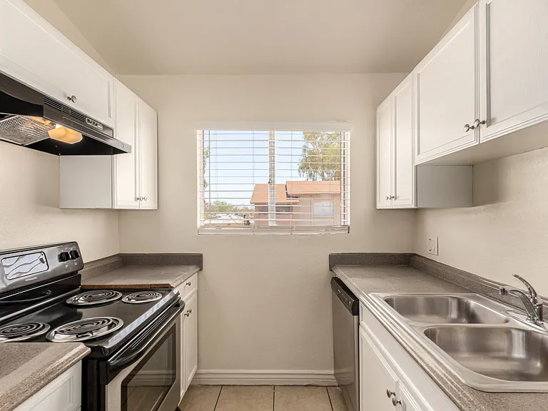 260 W 8th Ave #173 — Photo 11
