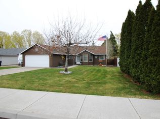 2008 SW 27th St, Redmond, OR 97756