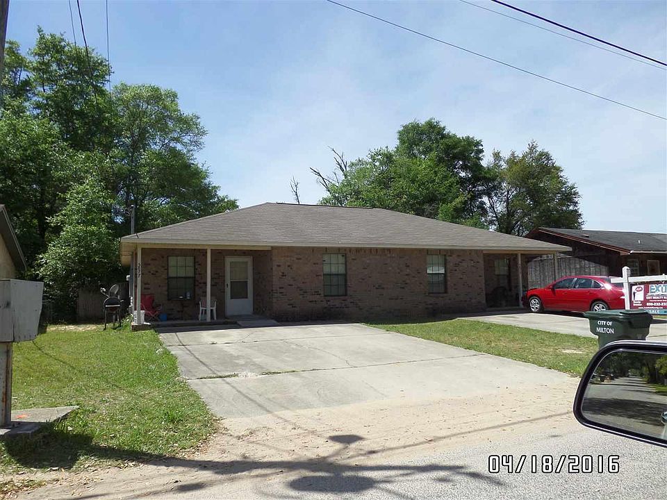 2nd image of 5889 Byrom St