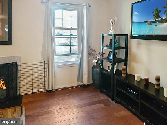 3rd image of 13342 Bayberry Dr #6