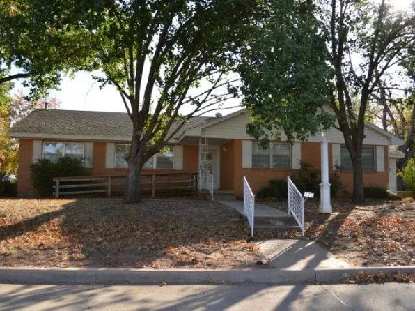 523 N Manning St, Stillwater, OK 74075