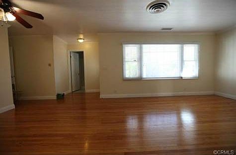 2nd image of 9717 Hayvenhurst Ave