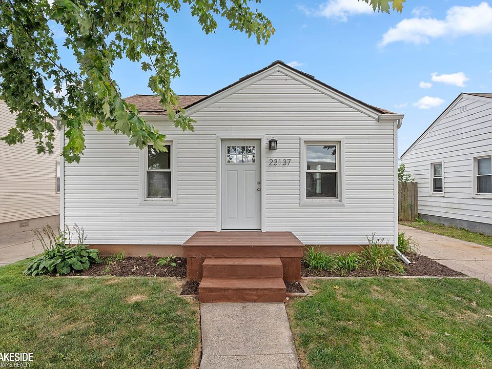 1st image of 23137 Doremus St
