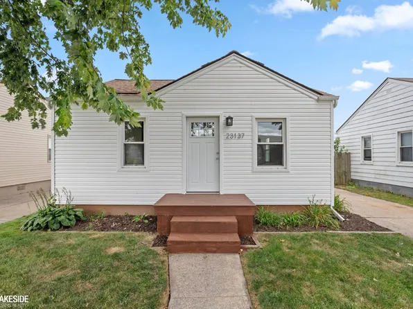 23137 Doremus St, Saint Clair Shores, MI 48080