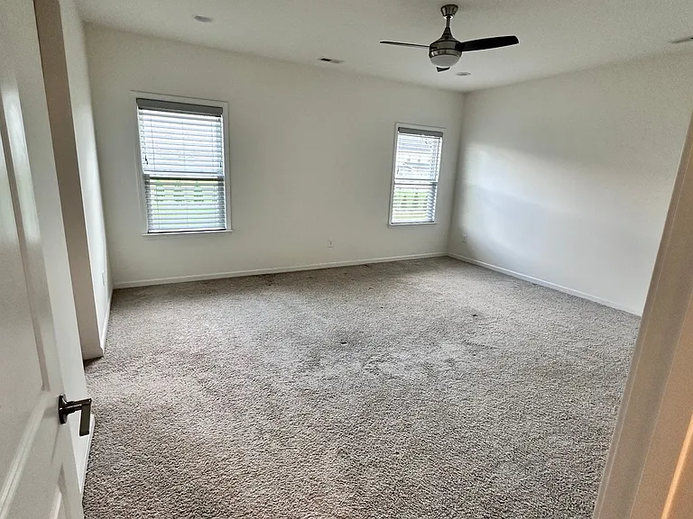 15217 Shallow Ridge Rd — Photo 4