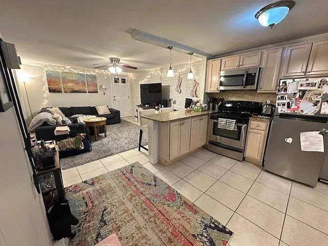 1 bed, $2,700 — Photo 1
