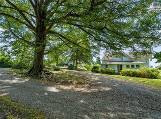 3875 New Walkertown Rd, Winston Salem, NC 27105