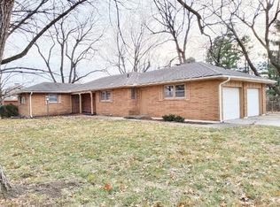 201 NE 6th St, Blue Springs, MO 64014