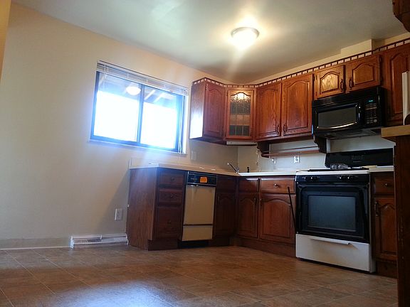 5th image of 9715 Woodmill Ln