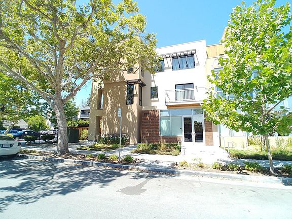 3rd image of 2650 Birch St #208
