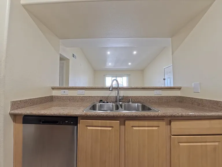8000 W Badura Ave #2154 — Photo 3