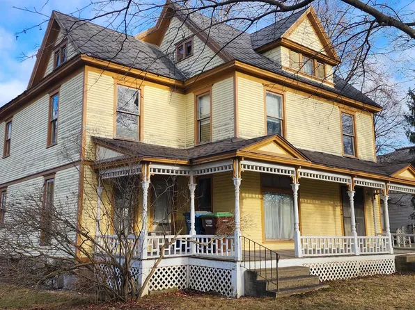 116 Locust St, Clinton, MI 49236