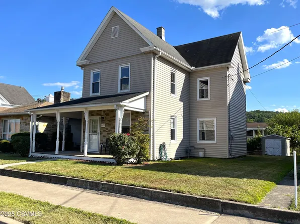 622 E 4th St, Nescopeck, PA 18635