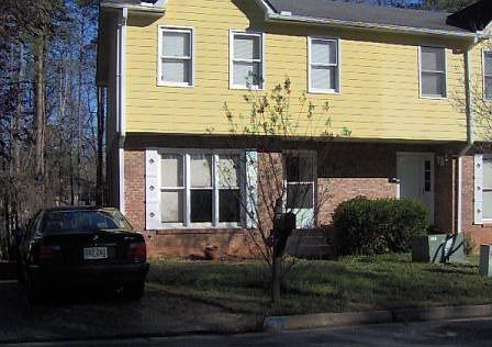 Lovely brick and frame townhome in quiet cul de sac community