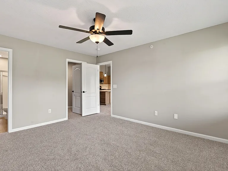 2703 Golden Leaf Dr #2703 — Photo 19