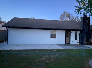 3224 Arizona Ave, Chickasha, OK 73018