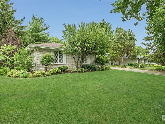 4th image of 2331 Tanglewood Dr