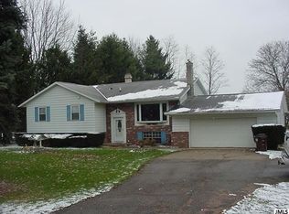 2775 S Parma Rd, Parma, MI 49269