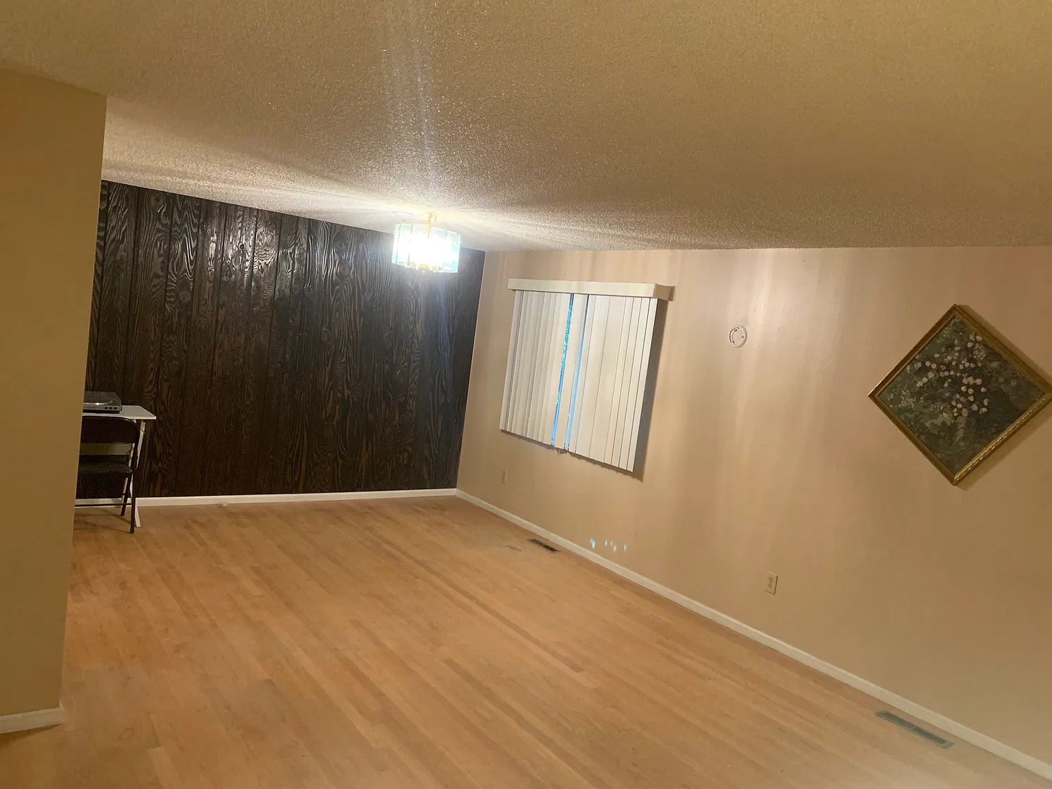 4 bed, 3004 sqft, $1,950 — Photo 3