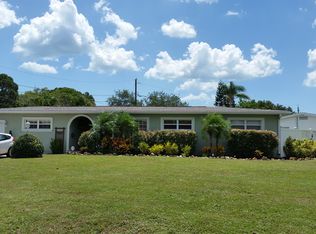 1550 Russell Dr N, Saint Petersburg, FL 33710