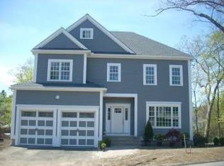 981 Webster St, Needham, MA 02492