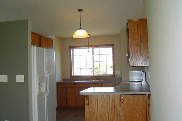 2nd image of 902 11th St S