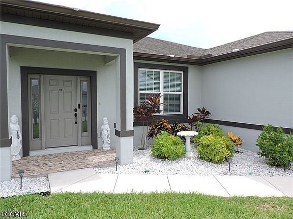 5th image of 204 NW 11th St