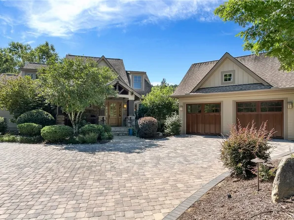 135 Blossom Hill Trl, Sunset, SC 29685