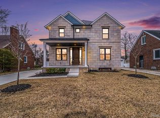 2168 Manchester Rd, Birmingham, MI 48009