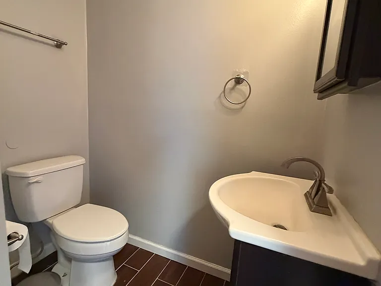 4438 Sansom St #2 — Photo 10
