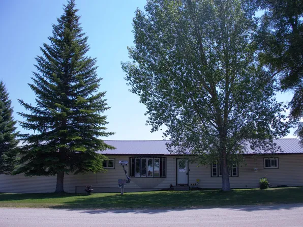 407 Lomax Ave, Encampment, WY 82325