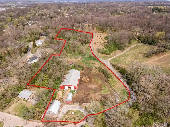 1505 Wagon Trail Ln, Fairview Heights, IL 62208