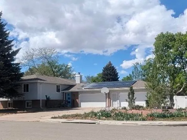 1609 Axial Dr, Loveland, CO 80538