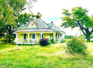 5707 E State Highway 15, Woodlawn, IL 62898