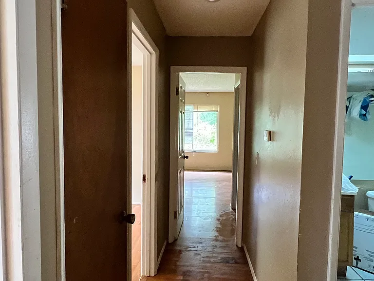 1612 Barkwood Dr — Photo 11