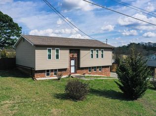 2225 Kingswood Dr, Morristown, TN 37813
