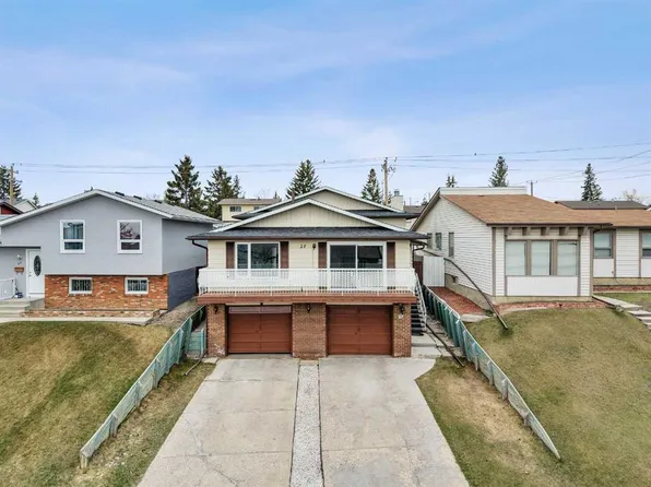 27 N Beddington Rd NE, Calgary, AB T3K 1N7