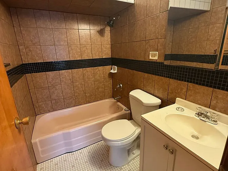 4438 S. Prescott Avenue — Photo 5