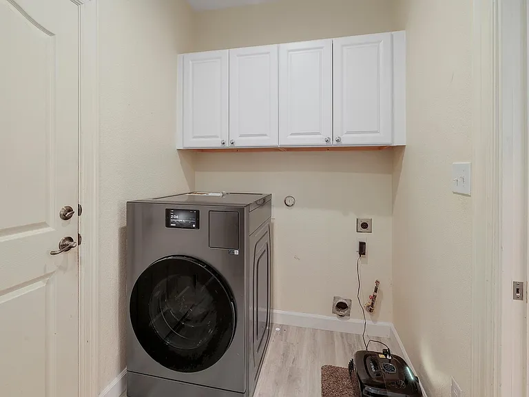 2129 Clear Lake Pl — Photo 29
