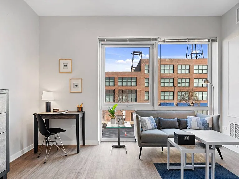 23rd Place Apartments - Market Rate Apartments — Photo 23