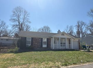 2831 Glen Haven Dr, Arnold, MO