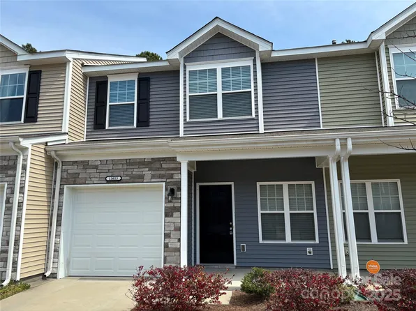 13615 Browhill Ln, Charlotte, NC 28278